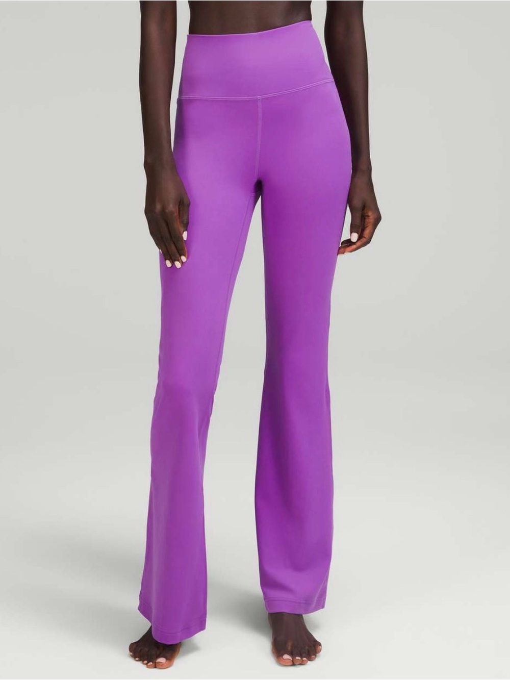 Lululemon Groove Super-High-Rise Flared
Pant Nulu - Moonlight Magenta